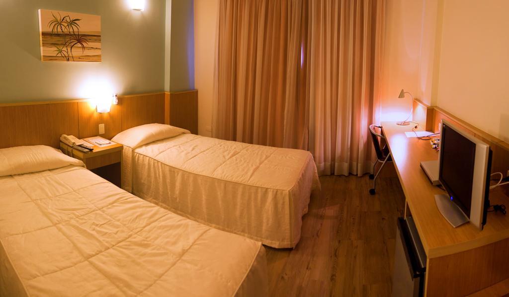 B&B Hotel São José dos Campos Екстериор снимка